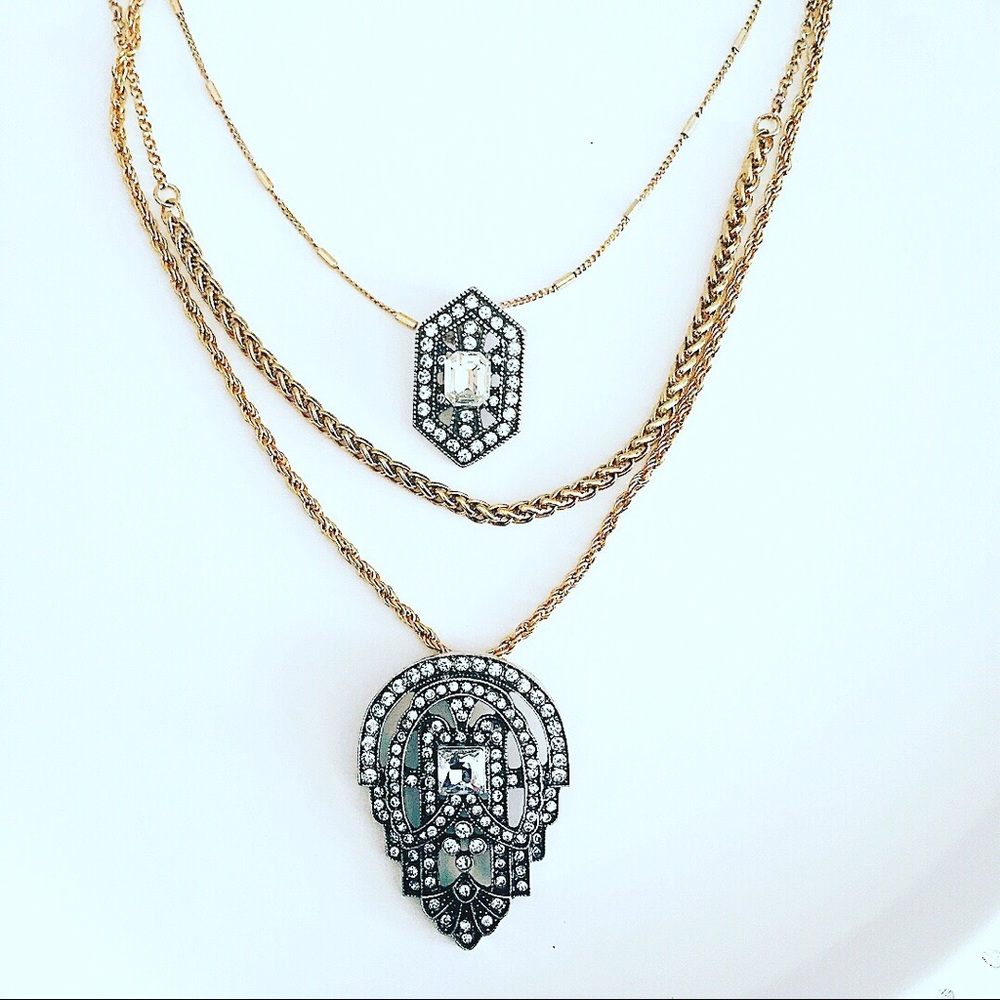 Triple layered necklace